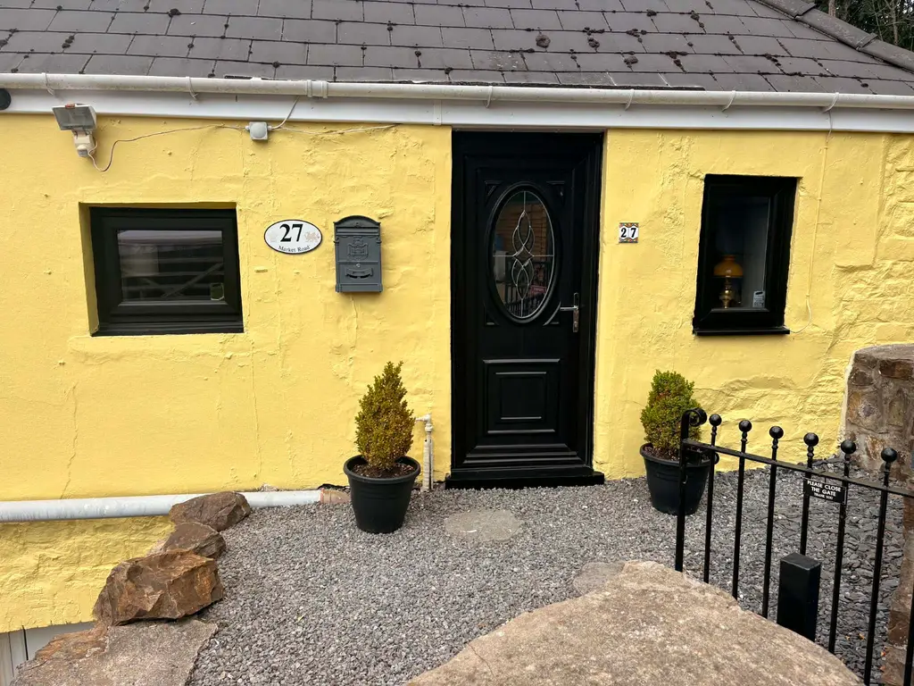 exterior spary 84a6f4